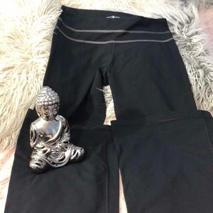 Lululemon yoga pants